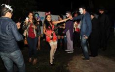 Foto de la galería: Julieta Oggier celebró su cumple con disfraces