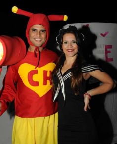 Foto de la galería: Julieta Oggier celebró su cumple con disfraces