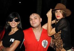 Foto de la galería: Julieta Oggier celebró su cumple con disfraces