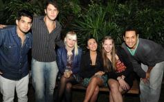 Foto de la galería: Julieta Oggier celebró su cumple con disfraces