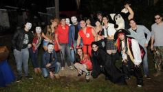 Foto de la galería: Julieta Oggier celebró su cumple con disfraces