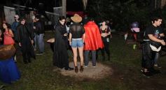 Foto de la galería: Julieta Oggier celebró su cumple con disfraces