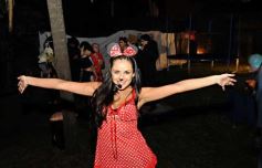 Foto de la galería: Julieta Oggier celebró su cumple con disfraces