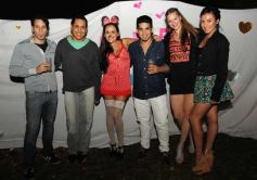 Foto de la galería: Julieta Oggier celebró su cumple con disfraces