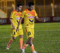 Foto de la galería: Crucero cayó ante Brown de Adrogué