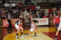 Foto de la galería: Por 72 tantos, Guaraní triunfó sobre Villa San Martín