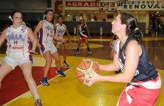 Foto de la galería: Por 72 tantos, Guaraní triunfó sobre Villa San Martín