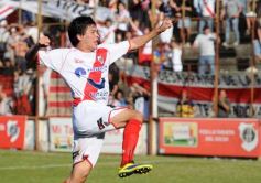 Foto de la galería: Guaraní ganó por goleada a Juventud Unida