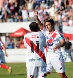 Foto de la galería: Guaraní ganó por goleada a Juventud Unida