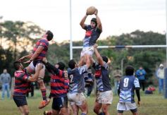 Foto de la galería: Centro de Cazadores se adueñó de clásico