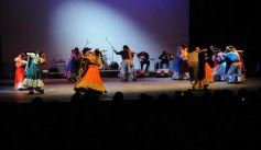 Foto de la galería: Posadas canta a la Patria en el Teatro Lírico