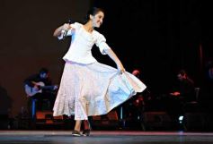 Foto de la galería: Posadas canta a la Patria en el Teatro Lírico
