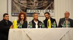 Foto de la galería: Lanzamiento de la serie Fronteras