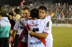 Foto de la galería: Guaraní a un paso del gran objetivo