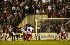 Foto de la galería: Guaraní a un paso del gran objetivo