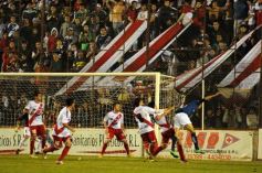 Foto de la galería: Guaraní a un paso del gran objetivo