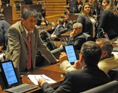 Foto de la galería: Homenaje a Mario Losada en Diputados
