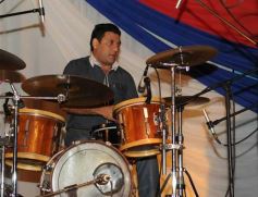 Foto de la galería: Peña aniversario de la Libreria 6 de Junio