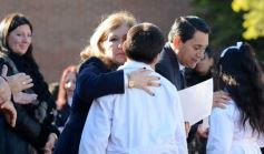 Foto de la galería: Emotiva “Promesa de Lealtad” a la Bandera en el Hogar de Día