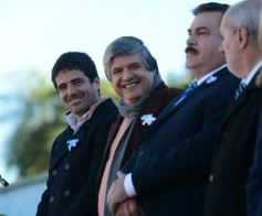 Foto de la galería: Emotiva “Promesa de Lealtad” a la Bandera en el Hogar de Día