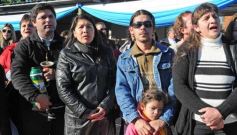 Foto de la galería: Emotiva “Promesa de Lealtad” a la Bandera en el Hogar de Día