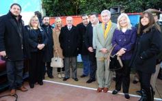 Foto de la galería: Emotiva “Promesa de Lealtad” a la Bandera en el Hogar de Día