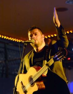 Foto de la galería: Fabián Meza le puso corazón y talento a la noche del Casino