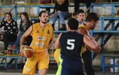 Foto de la galería: Mitre se impuso de local a los Obereños Aemo por 76 a 41