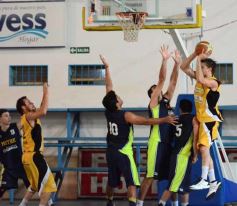 Foto de la galería: Mitre se impuso de local a los Obereños Aemo por 76 a 41