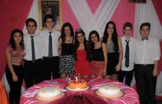 Foto de la galería: Carolina Ruiz festejó sus 15 con una gran fiesta en Luz y Fuerza