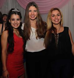 Foto de la galería: Carolina Ruiz festejó sus 15 con una gran fiesta en Luz y Fuerza