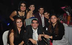 Foto de la galería: Carolina Ruiz festejó sus 15 con una gran fiesta en Luz y Fuerza