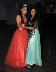 Foto de la galería: Carolina Ruiz festejó sus 15 con una gran fiesta en Luz y Fuerza