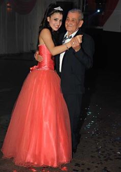 Foto de la galería: Carolina Ruiz festejó sus 15 con una gran fiesta en Luz y Fuerza