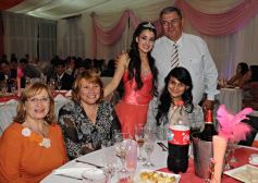 Foto de la galería: Carolina Ruiz festejó sus 15 con una gran fiesta en Luz y Fuerza