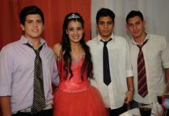 Foto de la galería: Carolina Ruiz festejó sus 15 con una gran fiesta en Luz y Fuerza