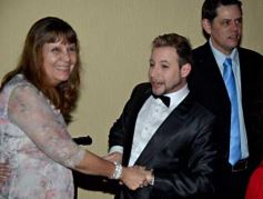 Foto de la galería: El cantante Hernán Salinas celebró su cumpleaños