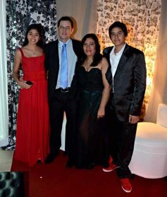 Foto de la galería: El cantante Hernán Salinas celebró su cumpleaños