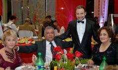 Foto de la galería: El cantante Hernán Salinas celebró su cumpleaños