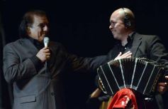 Foto de la galería: Los de Imaguaré en Teatro Lírico