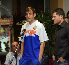 Foto de la galería: Crucero del Norte presentó su Plantel en la UTA