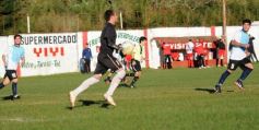Foto de la galería: Candelaria le ganó a Guaraní la primera final
