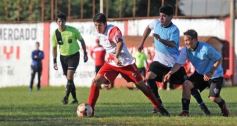 Foto de la galería: Candelaria le ganó a Guaraní la primera final