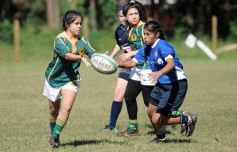 Foto de la galería: Capri y Carayá se enfrentaron en el Torneo de Rugby Femenino del NEA