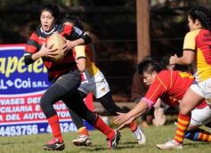 Foto de la galería: Sarmiento y San Patricio en el Encuentro de Rugby Femenino del NEA