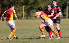 Foto de la galería: Sarmiento y San Patricio en el Encuentro de Rugby Femenino del NEA