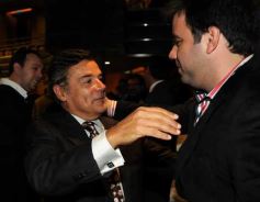 Foto de la galería: Aprobaron el certificado de “libre deuda alimentaria”