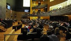 Foto de la galería: Aprobaron el certificado de “libre deuda alimentaria”