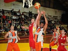 Foto de la galería: Cataratas venció por 91 a 86 a Tokio