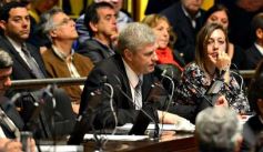 Foto de la galería: Proponen fijar en más de 23 millones el funcionamiento de la administración pública en 2015